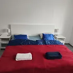 Rakos-patak Family House Garden & Free Parking Guest house