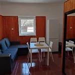 Rakos-patak Family House Garden & Free Parking 4*