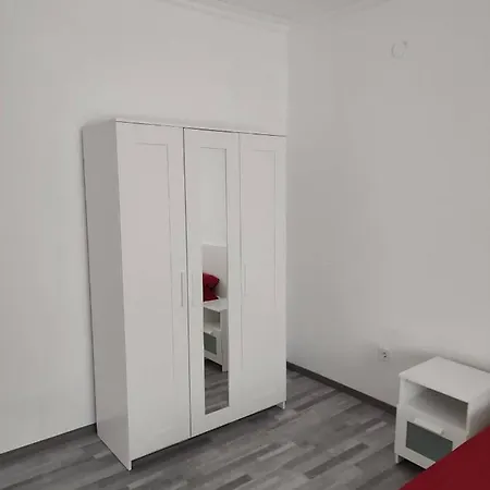 Rakos-patak Family House Pensjonat
