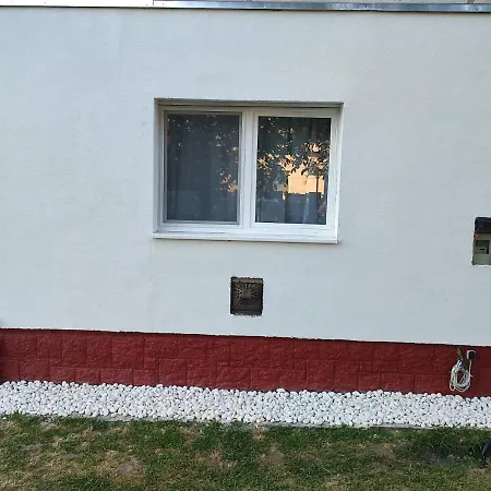 Rákos-patak Family House Garden&free Parking Penzion